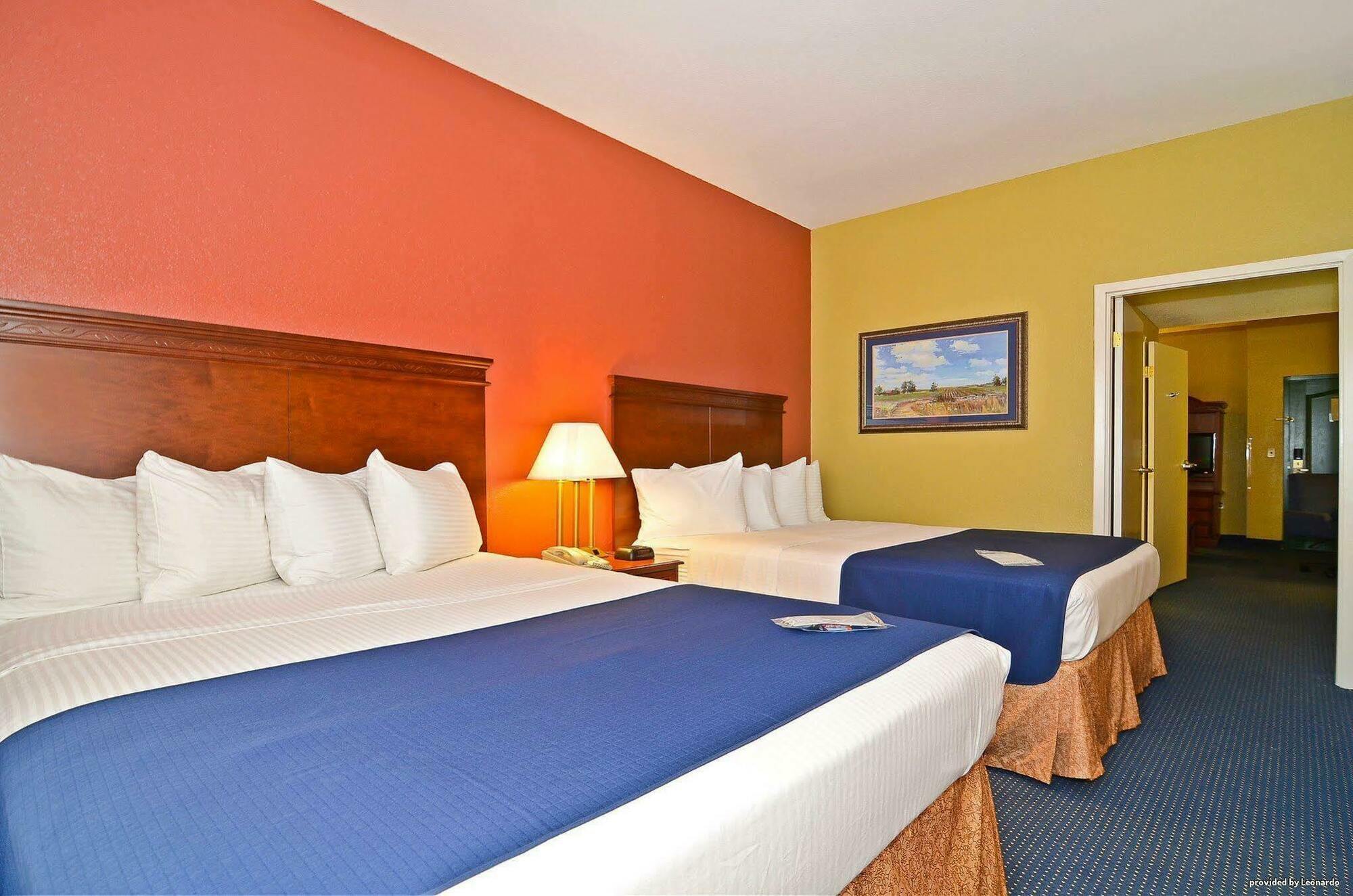 Best Western Executive Inn&Suites Grand Rapids Exterior foto